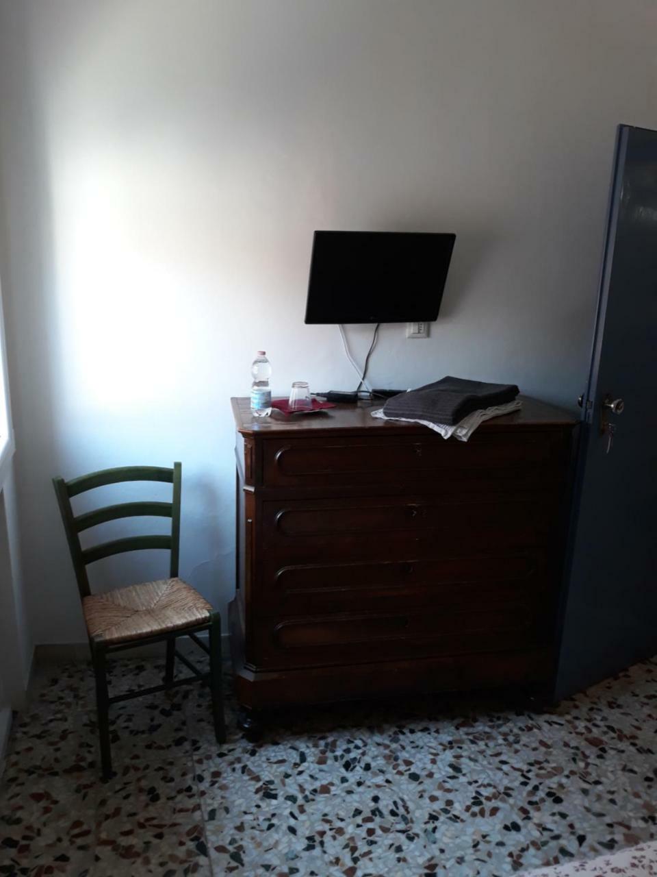 Affittacamere Fiore Imola Ruang foto